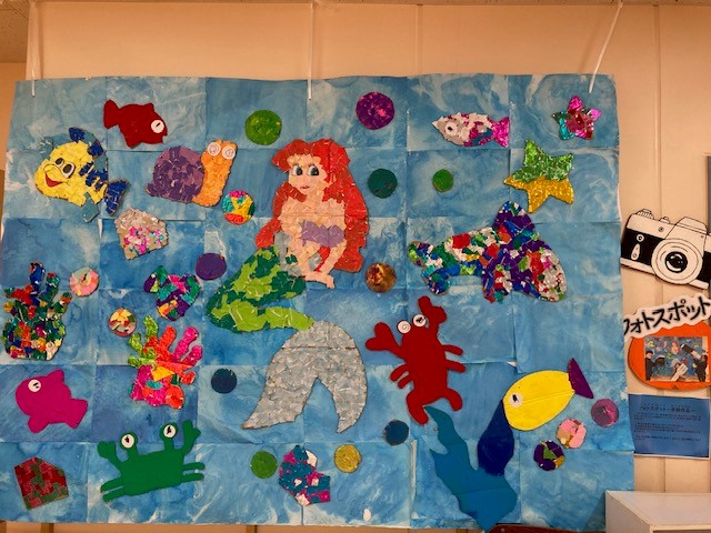 知的中学部ほし柿祭ステージにちなんだフォトスポット壁画