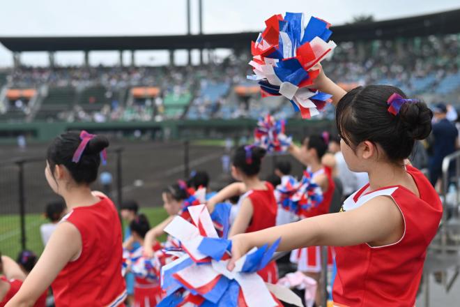 野球応援の様子です。