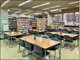 図書館内