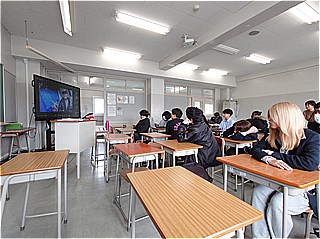 動画による学習