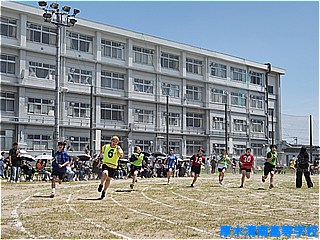 年次別のクラスリレー