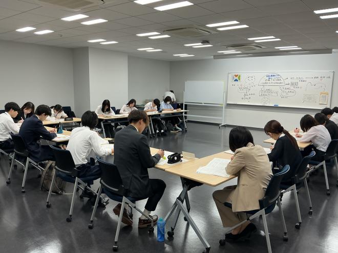 グループ活動の様子1