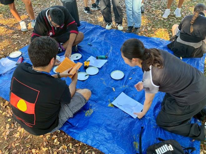 オーストラリア