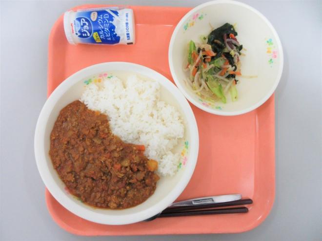 給食の写真