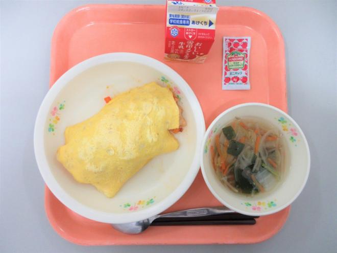 給食の写真