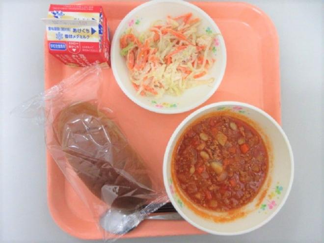給食の写真