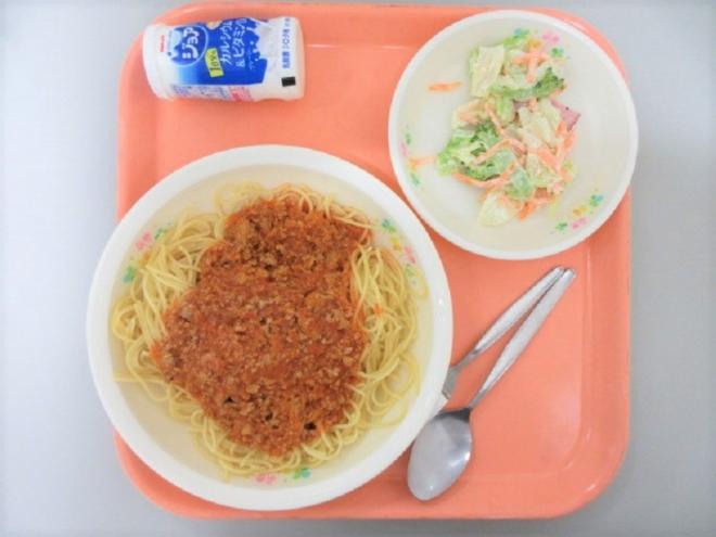給食の写真