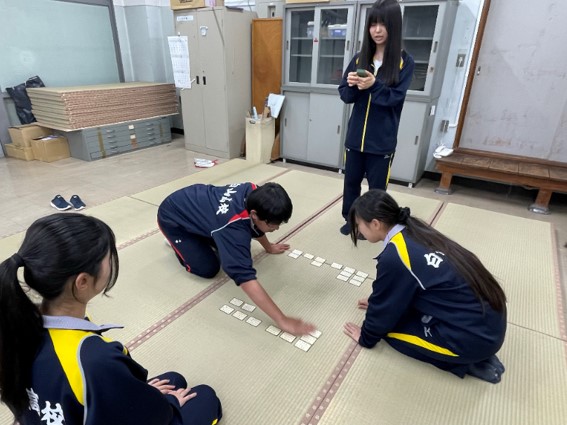 26競技かるた①