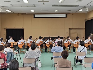 202608classicalguitar1.jpg