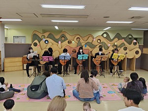 202608classicalguitar2.jpg