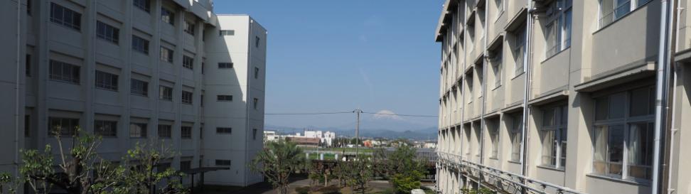 校内から見える富士山