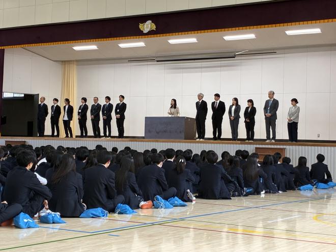 校長より着任者の紹介