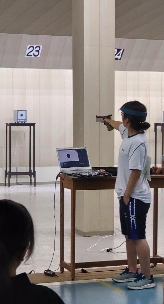 z3