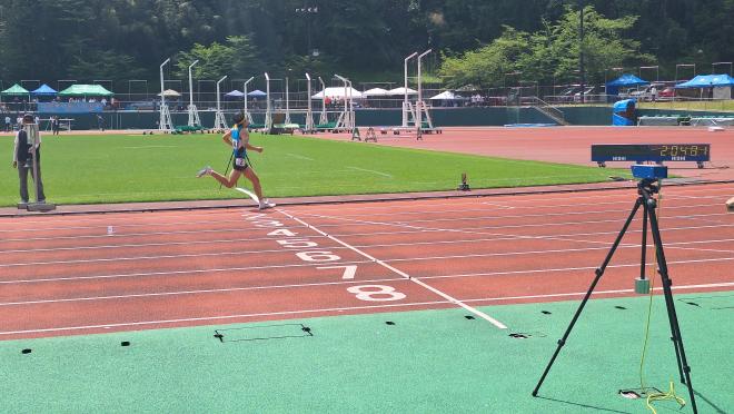 4月20日小田原地区記録会男子800mのフィニッシュ
