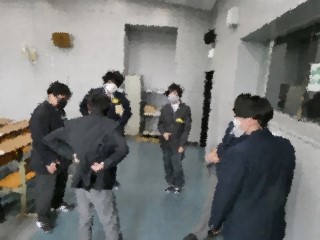 R8分教室対面式