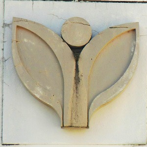 校舎外側の校章