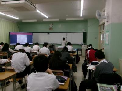 電子黒板とホワイトボード