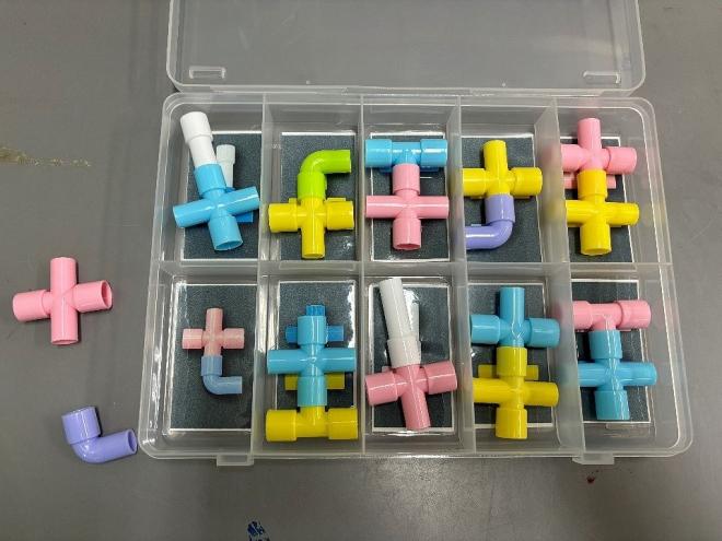 ぱいぷがたぶろっく