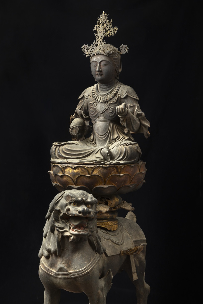 文殊菩薩騎獅子像