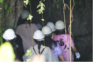 令和7年度修学旅行ガマ見学