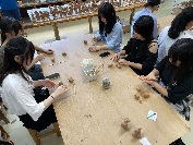 令和7年度修学旅行クラフト体験4