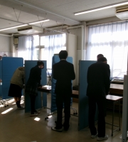 選挙の様子3