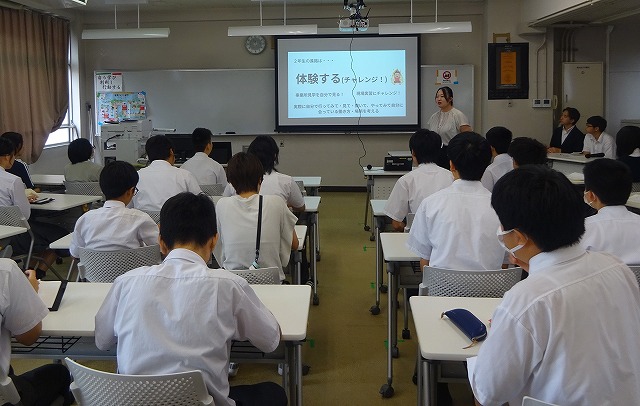 進路報告会の様子2