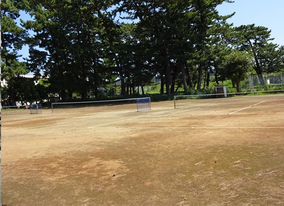 テニスコート