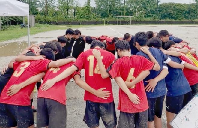 サッカー5