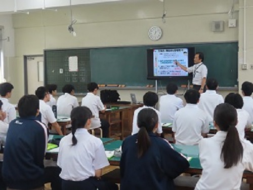 学部学科研究村上先生