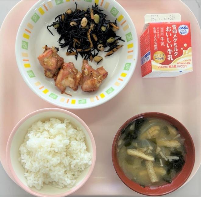 給食0623