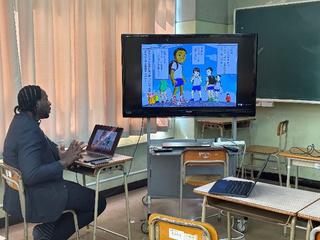 星野ルネさんを招いて多文化教育講演会を実施しました2