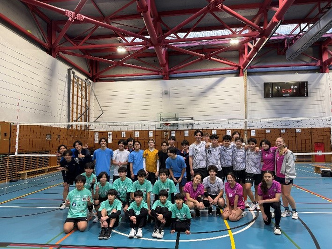 1_1月24日（土曜日）に本校男子バレーボール部がドイツ学園と部活動交流を行いました