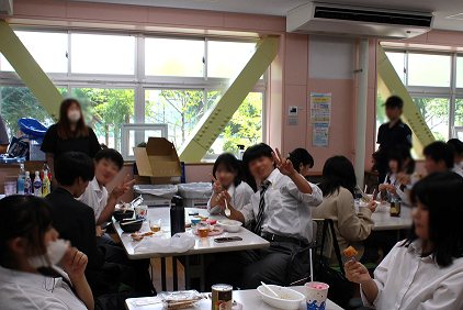 ランチルームの様子1