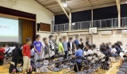 同窓会のようす01