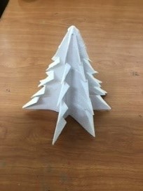 点字用紙で作ったクリスマスツリー