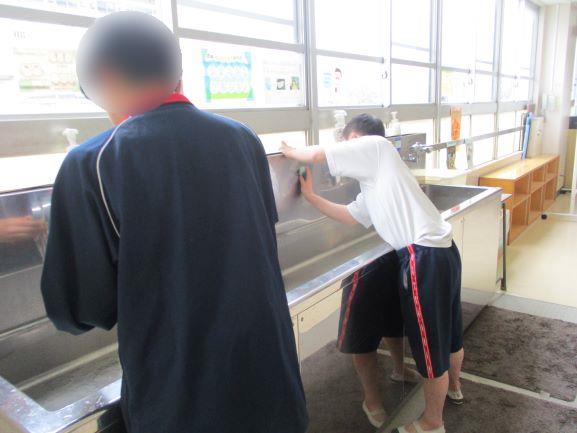 3月23日(月曜日)の生徒のようす08