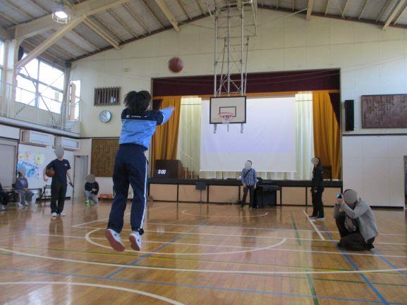 3月24日(火曜日)の生徒のようす11