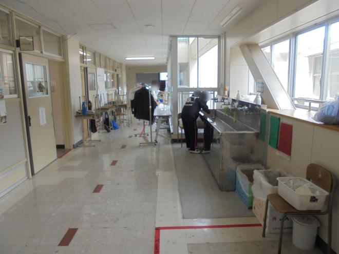 クラス清掃3年生03