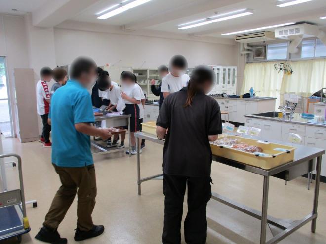 2年生フードサービスユニット01