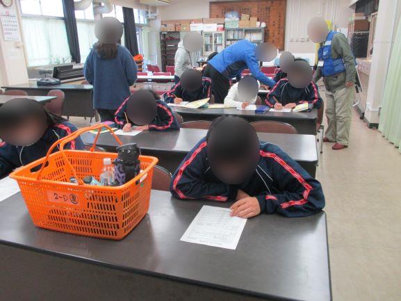 11月28日(金曜日)の生徒のようす05