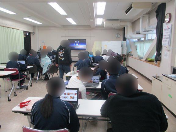 12月8日(月曜日)の生徒のようす5