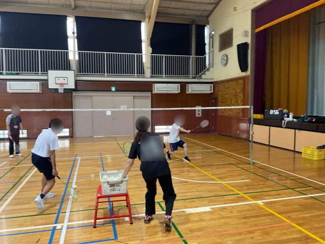 バドミントン部03