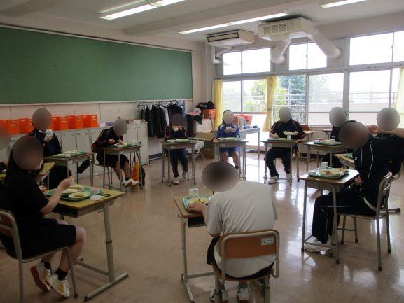 4月10日(金曜日)の生徒のようす09