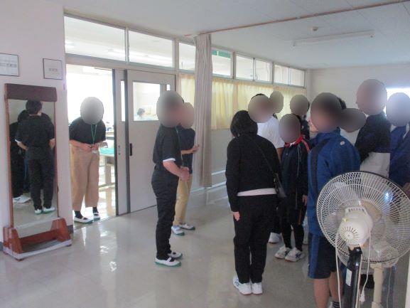 4月16日(木曜日)の生徒のようす12