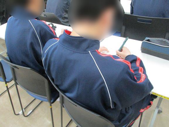 4月16日(木曜日)の生徒のようす14